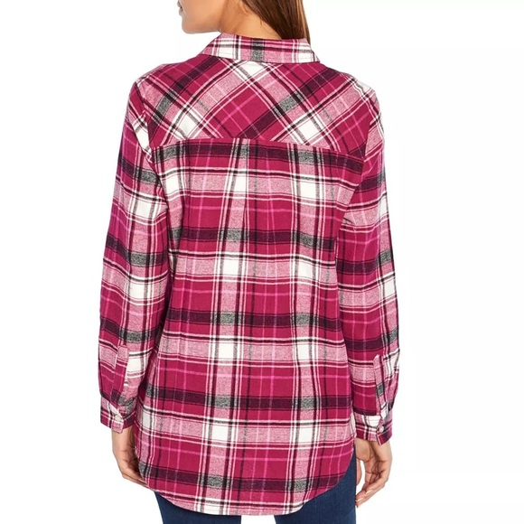 GAP Women's Pink and White Plaid Button-Down Shirt - Picture 2 of 9